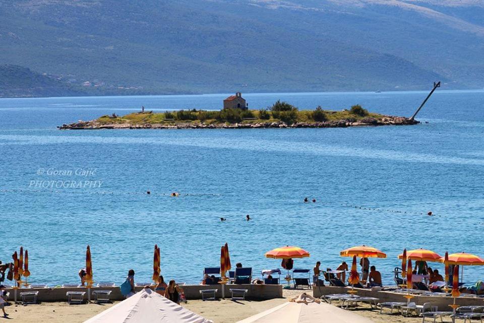 Holiday House Belavista نوفي فينودولسكي المظهر الخارجي الصورة