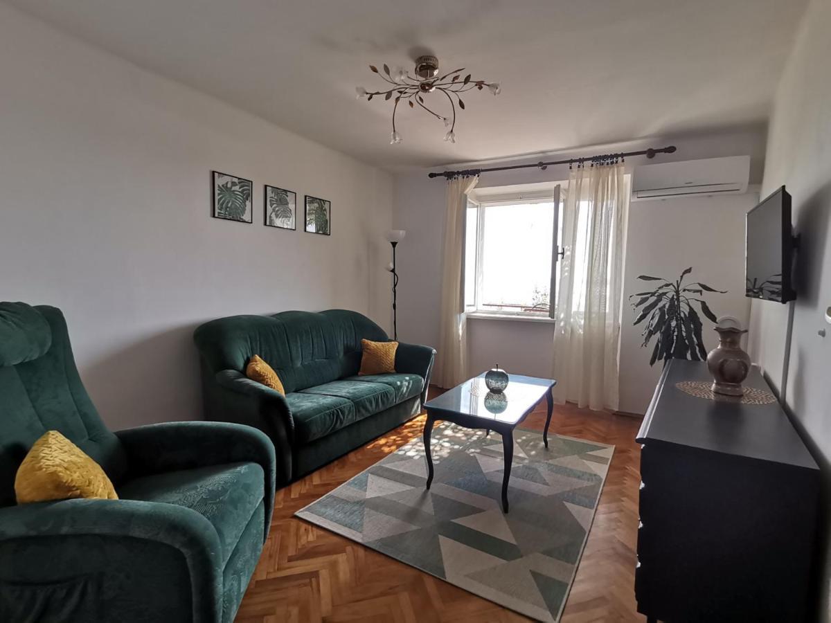 Holiday House Belavista نوفي فينودولسكي المظهر الخارجي الصورة