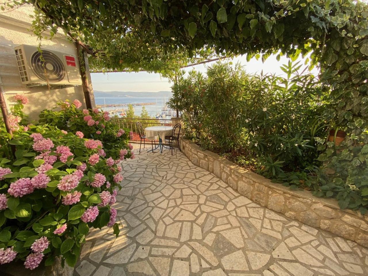 Holiday House Belavista نوفي فينودولسكي المظهر الخارجي الصورة